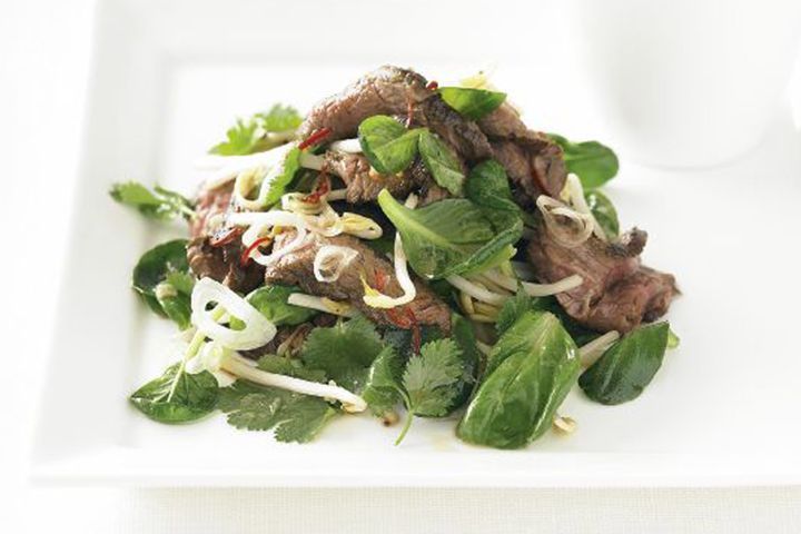 Cooking Salads Soy beef with tatsoi salad