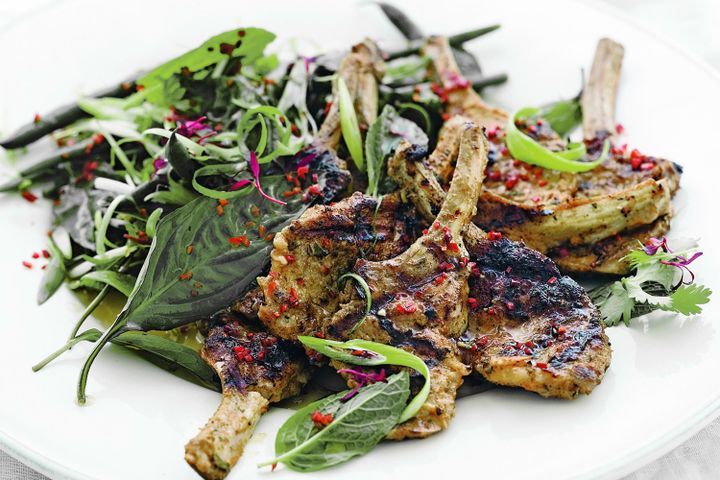 Cooking Salads Spiced lamb cutlet salad with Thai dressing