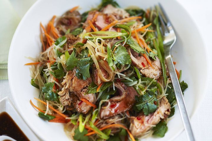 Cooking Salads Spicy beef and noodle salad