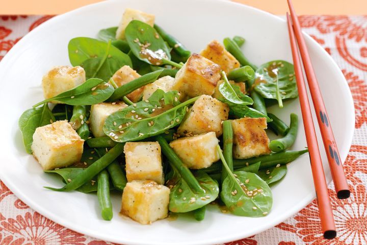 Cooking Salads Tofu, green bean & spinach salad with miso dressing