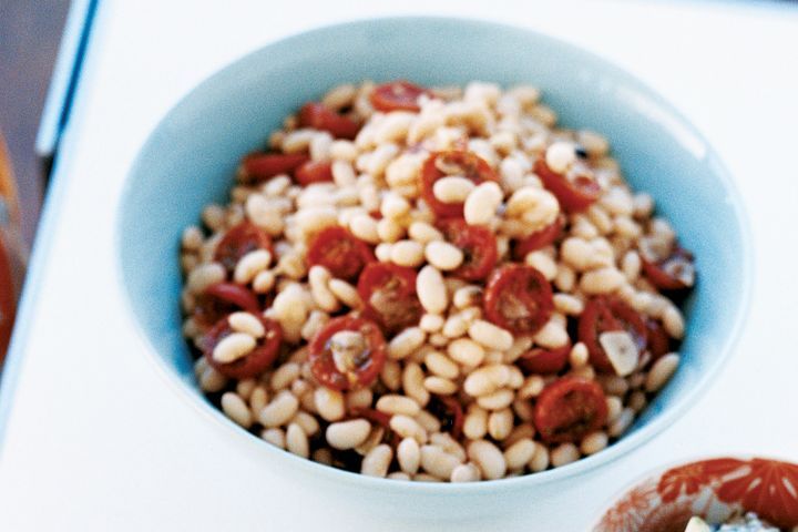 Cooking Salads Tomato, coriander and white bean salad