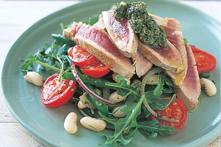 Cooking Salads Tuna, bean & roasted tomato salad with pesto dressing