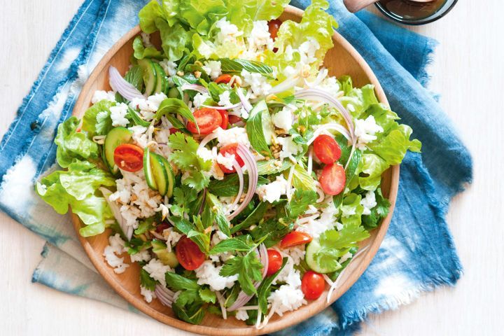 Cooking Salads Warm Thai coconut and lemongrass salad