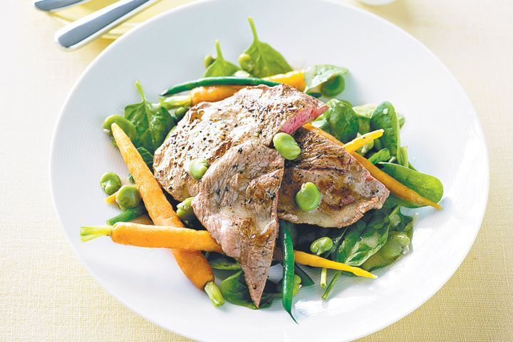 Cooking Salads Warm veal, broad beans and baby carrot salad
