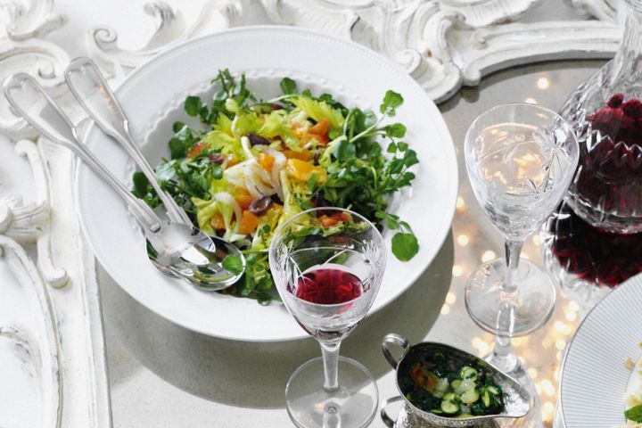 Cooking Salads Watercress, celery and orange salad