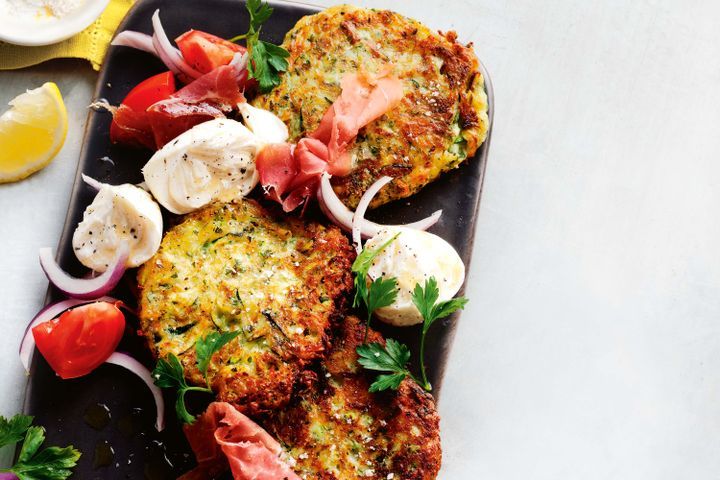 Cooking Salads Zucchini fritters with prosciutto and bocconcini salad