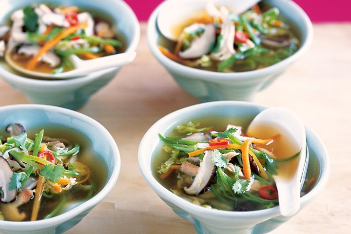 Cooking Soups Asian-style chicken soup