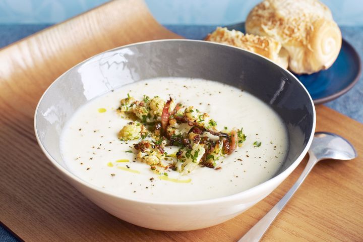 Cooking Soups Cauliflower & parmesan soup with crispy bacon