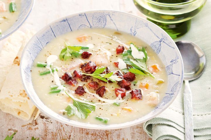 Cooking Soups Chunky chicken and corn soup with fried chorizo