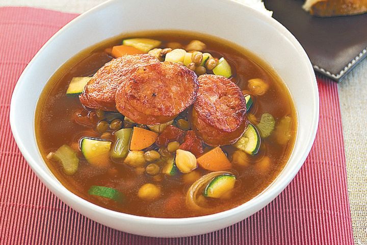 Cooking Soups Lentil and chickpea soup with chorizo