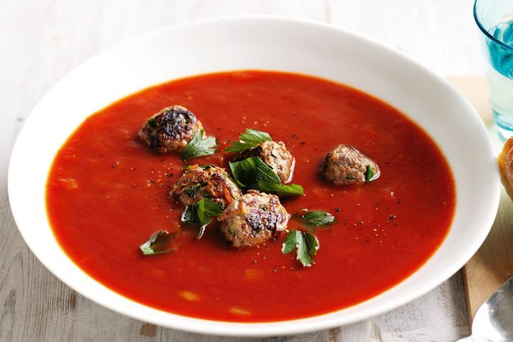 Cooking Soups Meatball and tomato soup