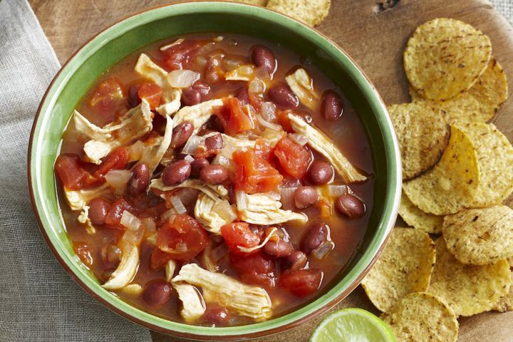 Cooking Soups Mexican chicken soup with avocado salsa