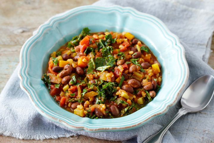 Cooking Soups Pearl barley and smoked paprika minestrone soup