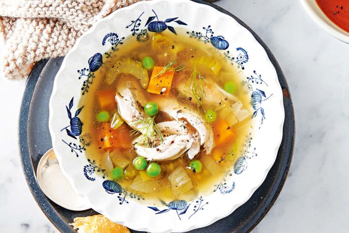 Cooking Soups Slow-cooker French-style farmhouse chicken soup