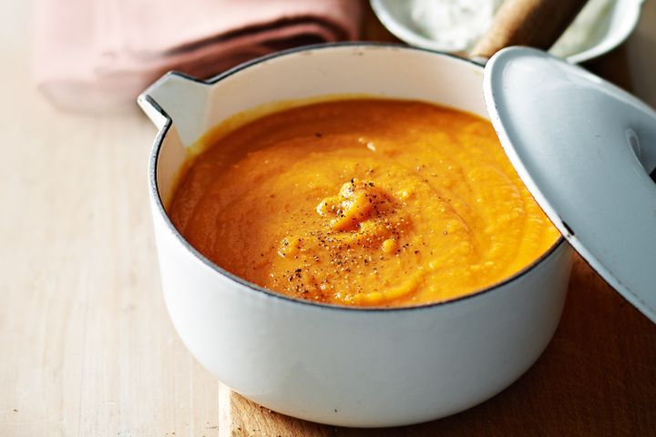 Cooking Soups Spicy sweet potato soup with chilli coriander cream