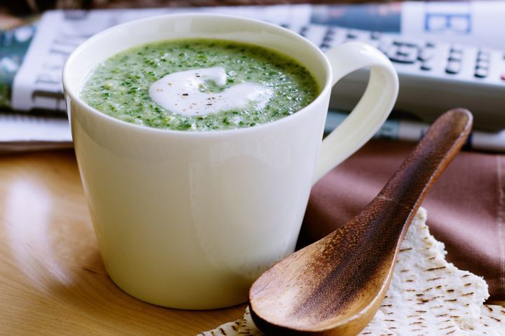 Cooking Soups Spinach and coconut soup