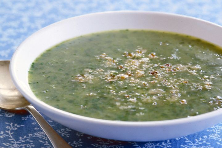 Cooking Soups Spinach and leek soup