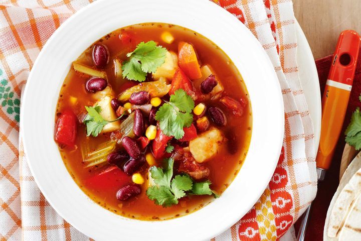 Cooking Soups Super-easy Mexican vegetable soup