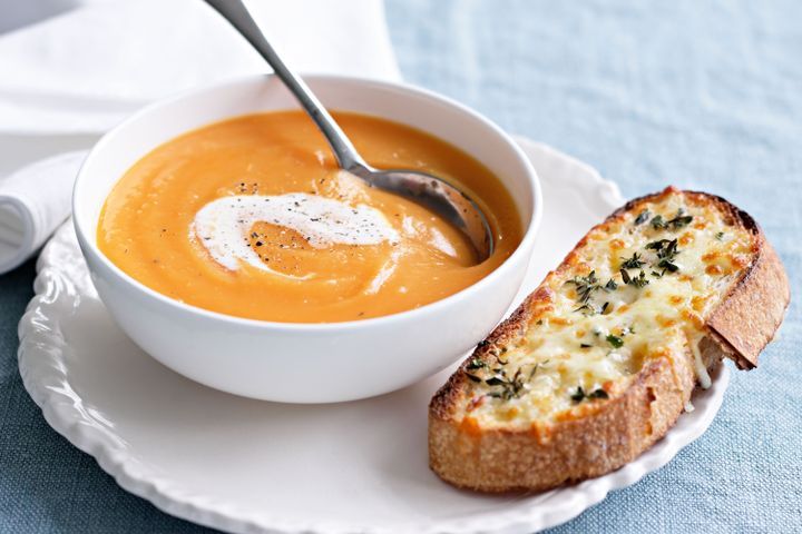 Cooking Soups Sweet potato soup with cheese & thyme toast