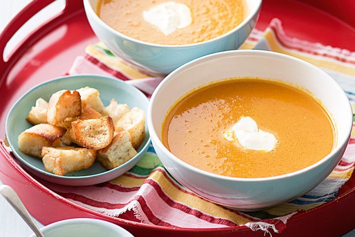 Cooking Soups Sweet roasted carrot soup with chunky croutons