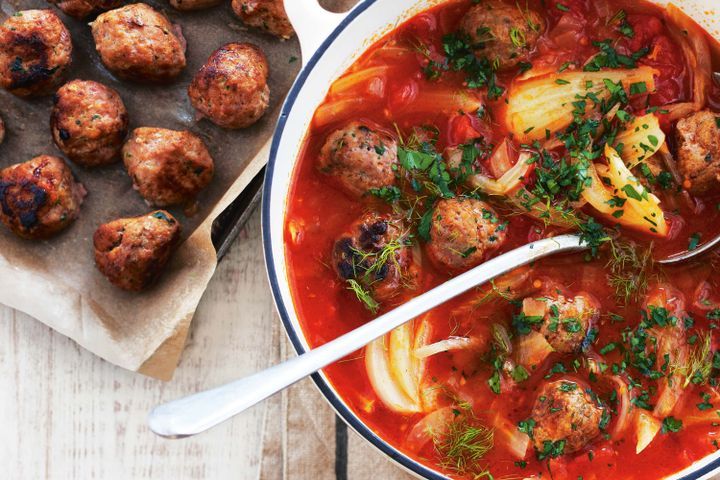 Cooking Soups Tomato, fennel and meatball soup