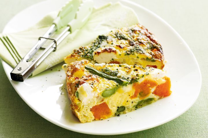 Cooking Vegetarian Asparagus, pumpkin and goats cheese frittata