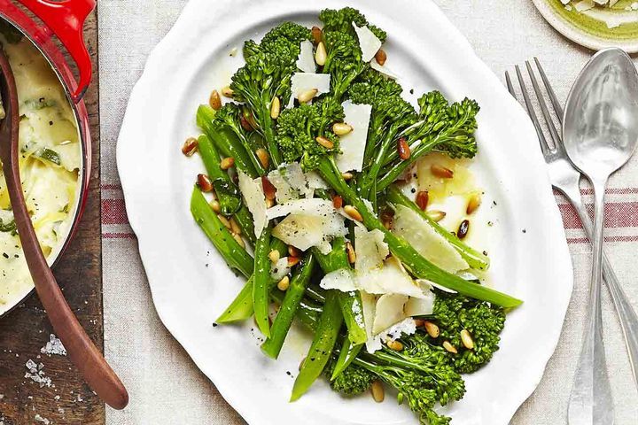 Cooking Vegetarian Baby broccoli with lemon, parmesan and pine nuts