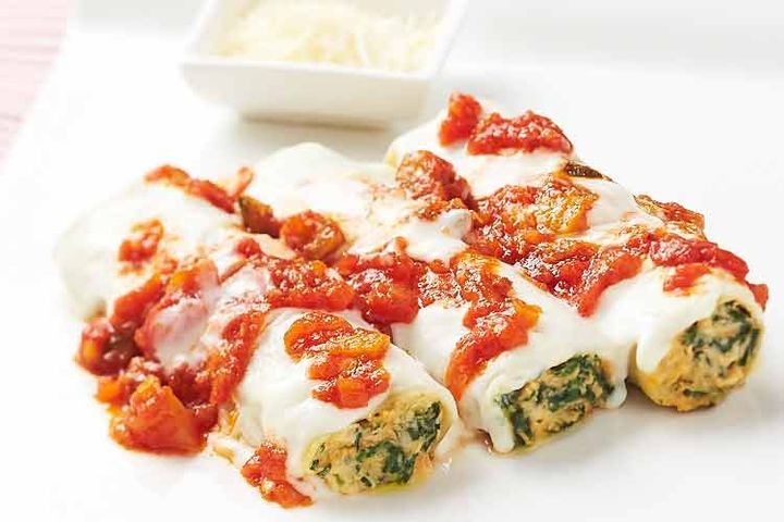 Cooking Vegetarian Cannelloni with silver beet and Mediterranean vegetables sauce