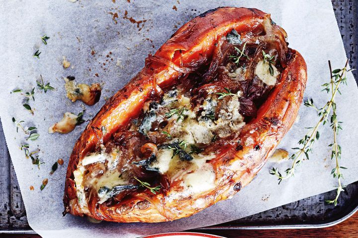 Cooking Vegetarian Caramelised onion and blue cheese sweet potatoes