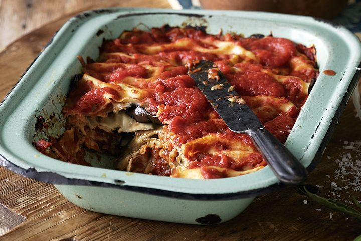 Cooking Vegetarian Carmelas lasagne di melanzana (eggplant lasagne)