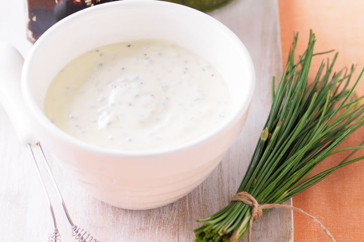 Cooking Vegetarian Creamy yoghurt and chive dressing