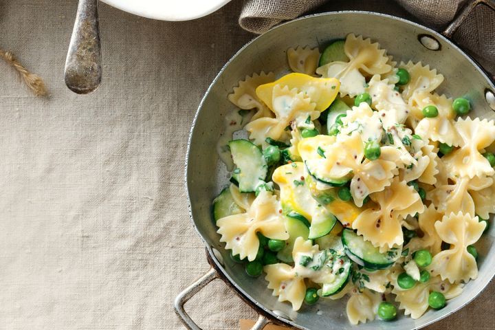 Cooking Vegetarian Farfalle primavera