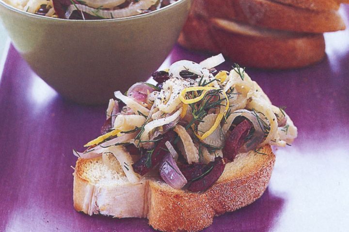 Cooking Vegetarian Fennel, olive and dill toasts