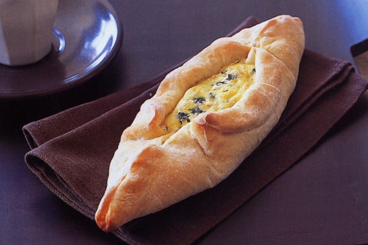 Cooking Vegetarian Feta and spinach pide