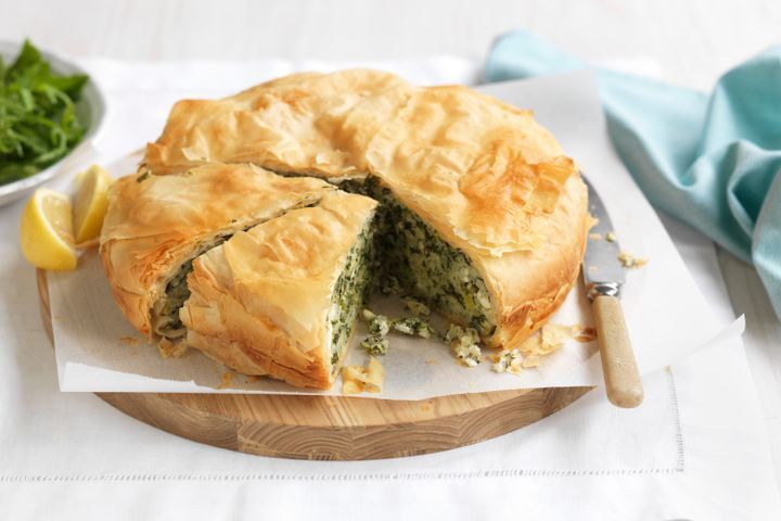 Cooking Vegetarian Greek spinach, feta & rice pie