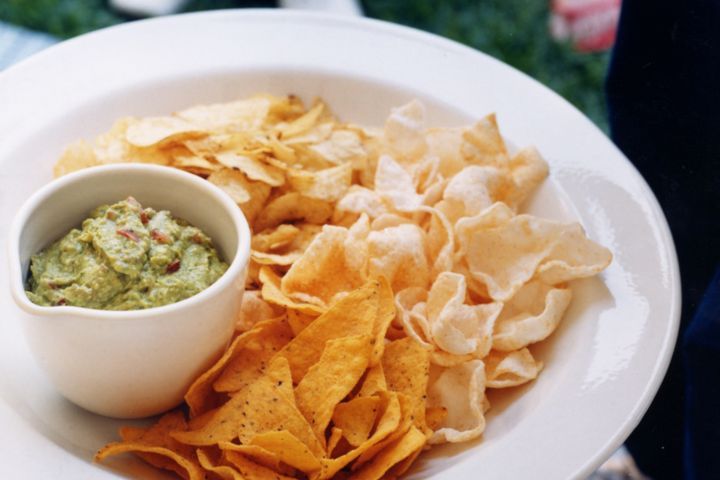 Cooking Vegetarian Guacamole