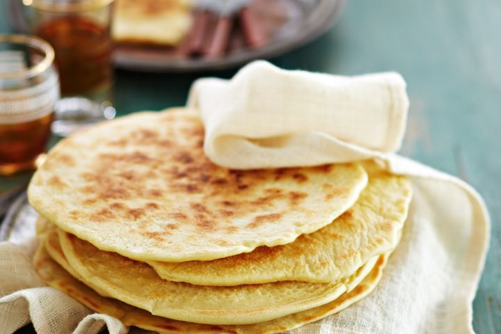 Cooking Vegetarian Lebanese bread