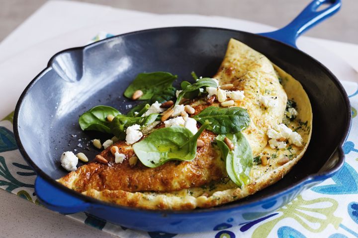 Cooking Vegetarian Leek, spinach and feta omelettes