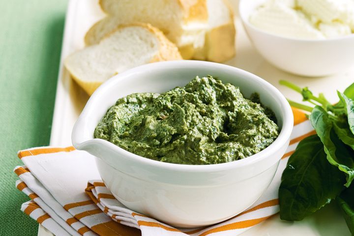 Cooking Vegetarian Light basil and ricotta pesto