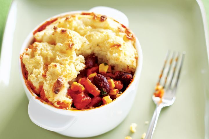 Cooking Vegetarian Mexican chilli bean polenta pie