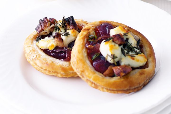 Cooking Vegetarian Mini goats cheese tartlets