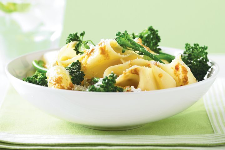 Cooking Vegetarian Pappardelle with broccolini, lemon & chilli