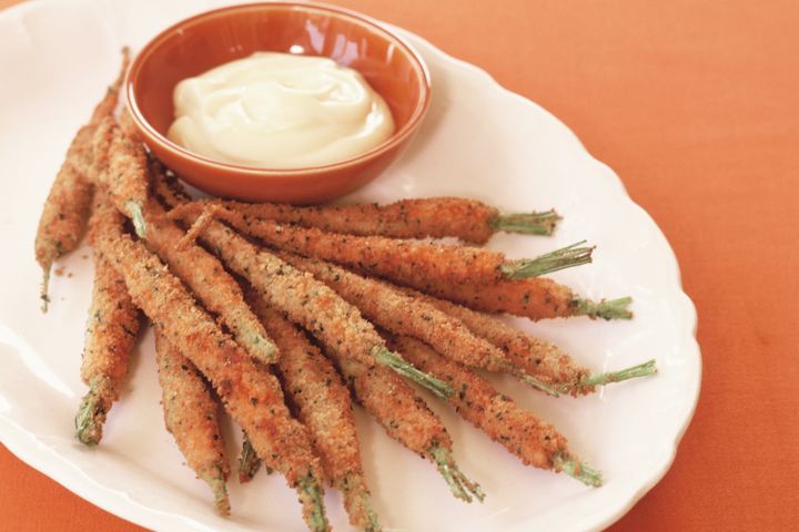 Cooking Vegetarian Parmesan carrots with aioli