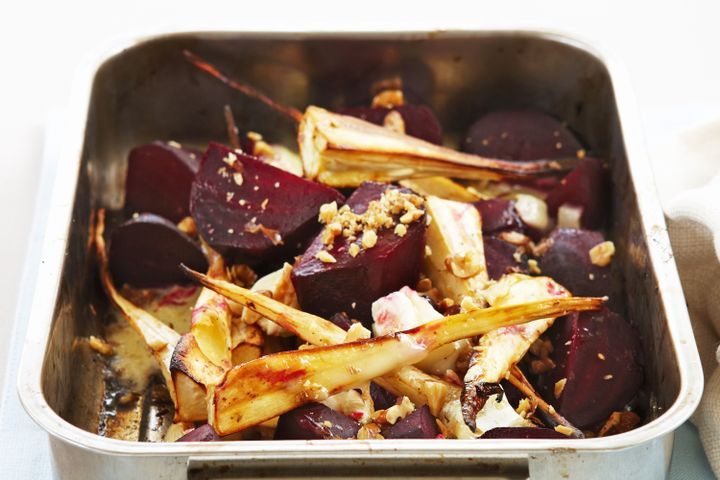 Cooking Vegetarian Roast beetroot and parsnip with walnuts