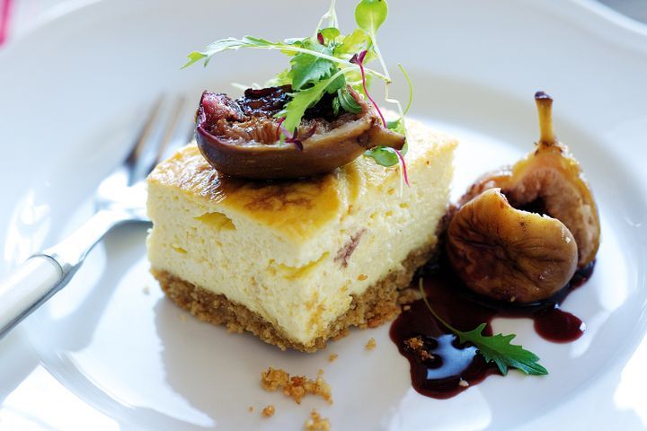 Cooking Vegetarian Savoury gorgonzola cheesecake with barolo-poached figs