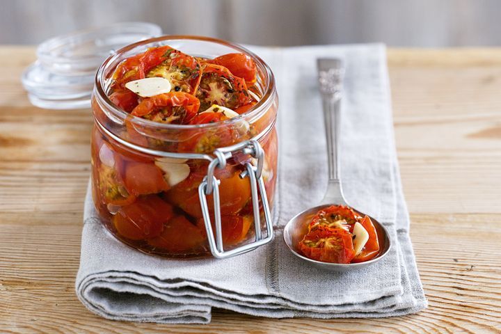 Cooking Vegetarian Semi-dried tomatoes