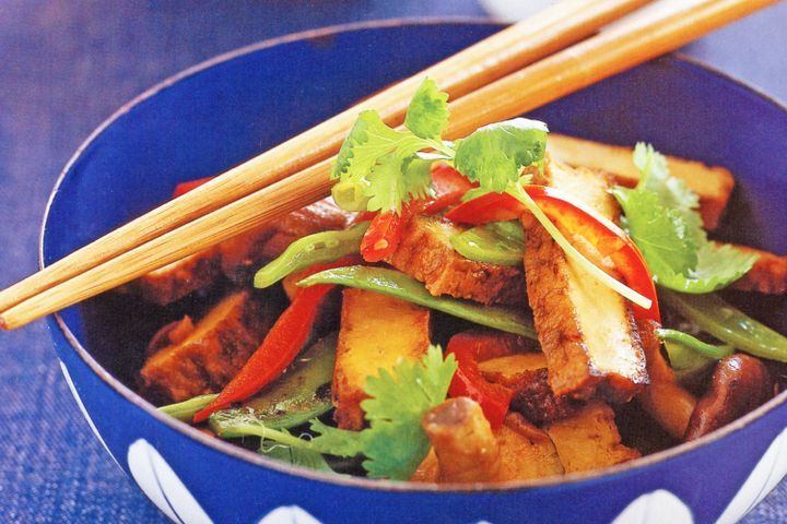 Cooking Vegetarian Spicy tofu stir-fry