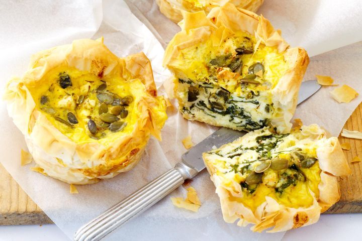 Cooking Vegetarian Spinach and ricotta filo pies