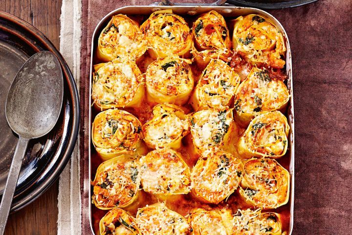 Cooking Vegetarian Sweet potato, spinach and ricotta rotolo