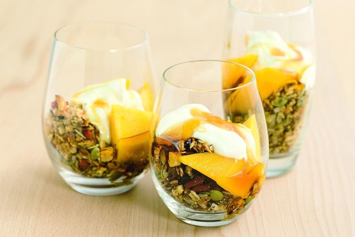 Cooking Vegetarian Toasted muesli, mango & yoghurt breakfast parfait